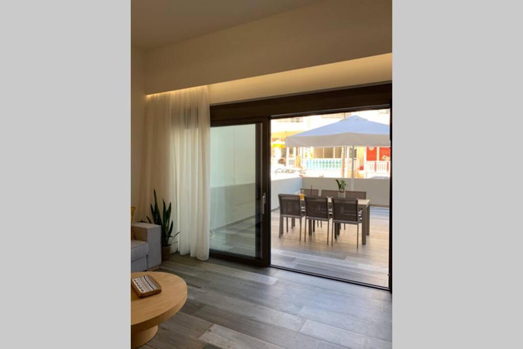 Aelia Luxury Beach House Resmo Dış mekan fotoğraf