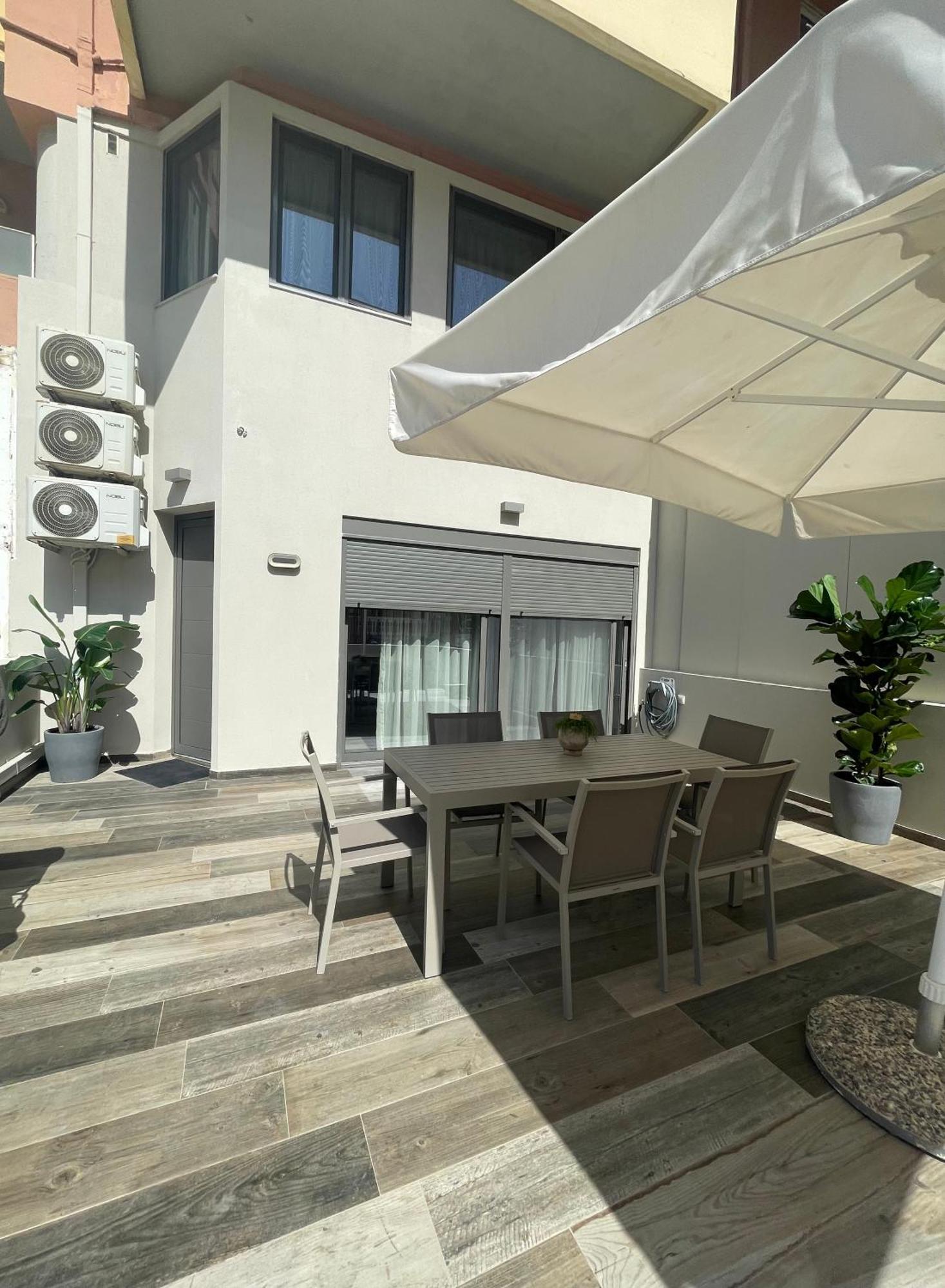 Aelia Luxury Beach House Resmo Dış mekan fotoğraf